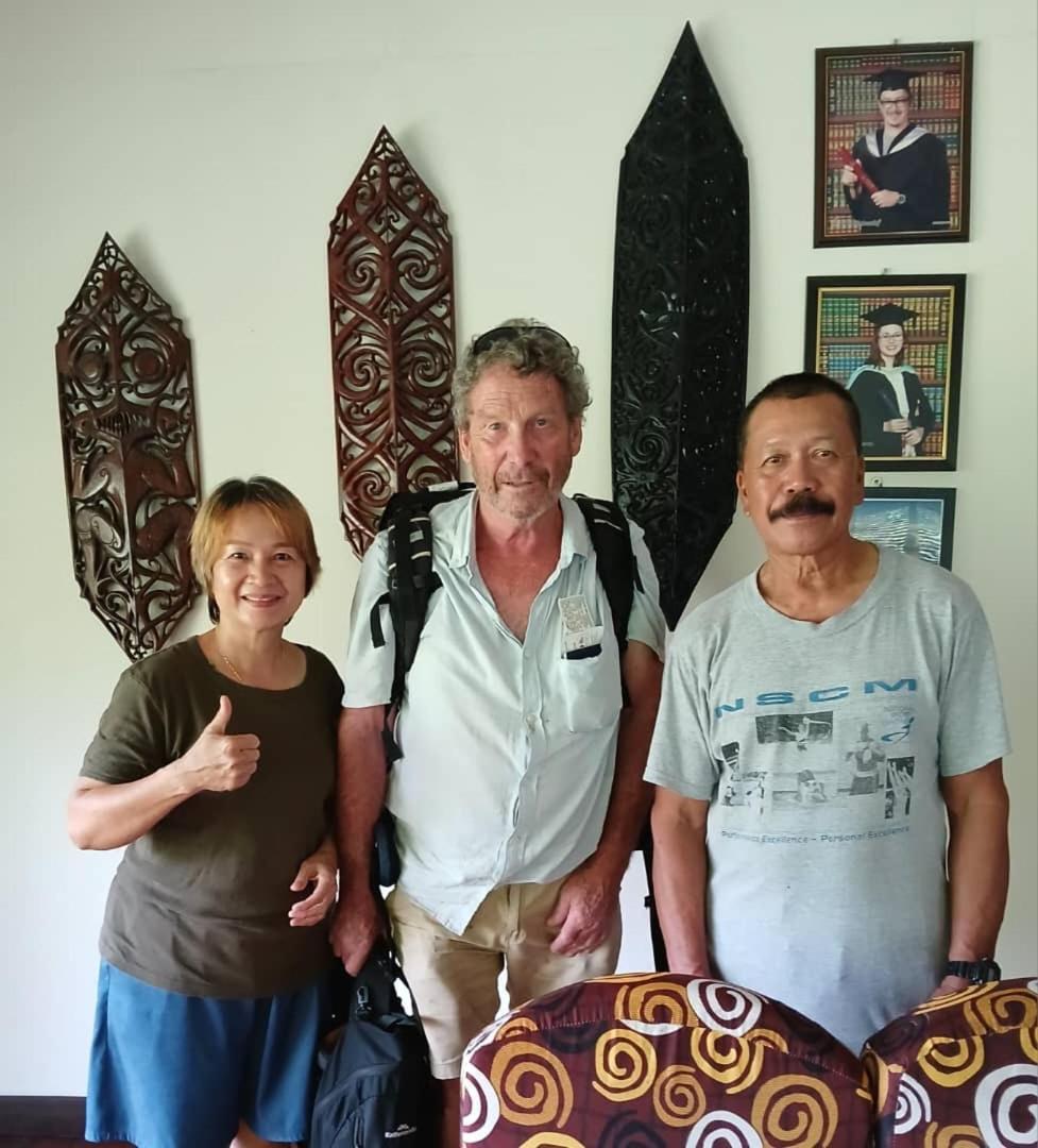 Mulu Tribal Homestay Exterior foto